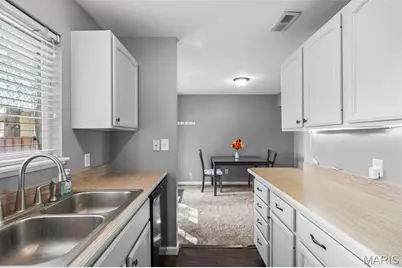 2206 Gascony Drive, Lake Saint Louis, MO 63367 - Photo 9