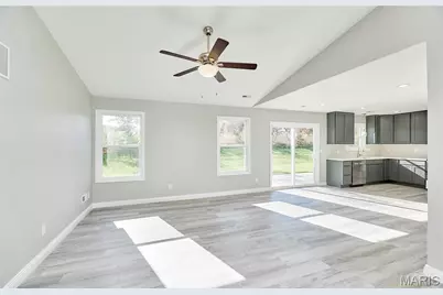 28721 Woodland Heights Drive, Warrenton, MO 63383 - Photo 5