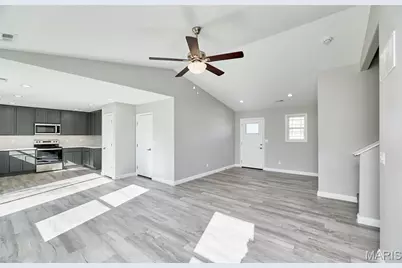 28721 Woodland Heights Drive, Warrenton, MO 63383 - Photo 9