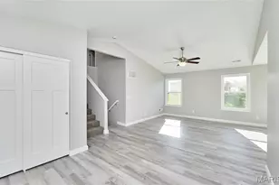 28719 Woodland Heights Dr, Warrenton, MO 63383 - Photo 3