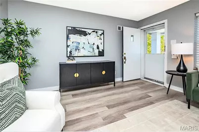 5614 Bancroft Avenue, Saint Louis, MO 63109 - Photo 5