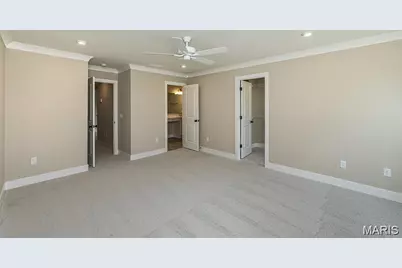 8927 Gateway Heights E #94-806, Richmond Heights, MO 63144 - Photo 29