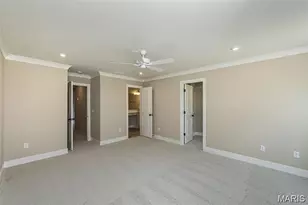 8927 Gateway Heights E, Richmond Heights, MO 63144 - Photo 29