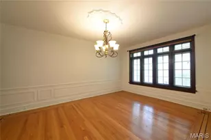 7574 York Dr, Clayton, MO 63105 - Photo 19