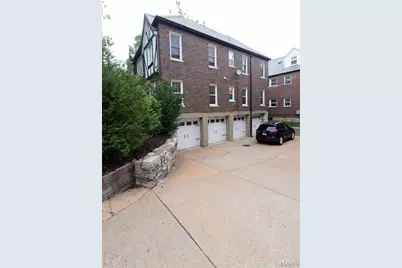 7574 York Drive, Clayton, MO 63105 - Photo 9