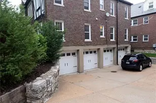 7574 York Dr, Clayton, MO 63105 - Photo 9