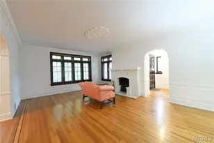 7574 York Dr, Clayton, MO 63105 - Photo 15