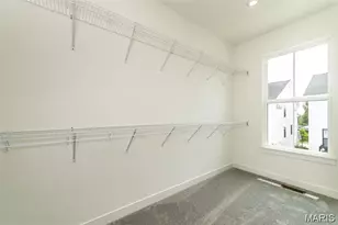 8916 Gateway Cir, Richmond Heights, MO 63144 - Photo 29