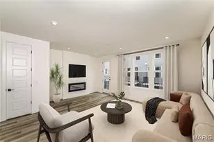 8916 Gateway Cir, Richmond Heights, MO 63144 - Photo 7