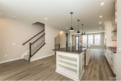 8923 Gateway Heights #94-805, Richmond Heights, MO 63144 - Photo 15