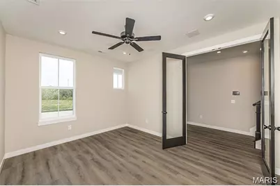 8923 Gateway Heights #94-805, Richmond Heights, MO 63144 - Photo 19