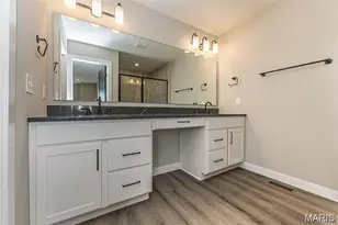 8923 Gateway Heights, Richmond Heights, MO 63144 - Photo 25