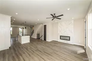 8923 Gateway Heights, Richmond Heights, MO 63144 - Photo 17