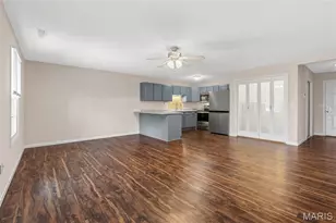 902 Pine Ave, Warrenton, MO 63383 - Photo 5