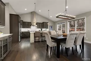 14422 Rue De Gascony Ct, Chesterfield, MO 63017 - Photo 7