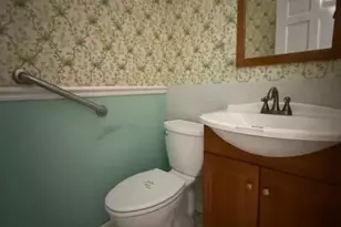 1060 Port Diane Dr, Saint Louis, MO 63146 - Photo 9