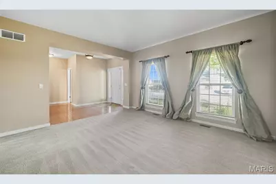 345 Palisades Ridge Court, Eureka, MO 63025 - Photo 5