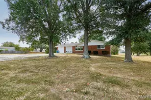 1306 Feise Rd, O'Fallon, MO 63368 - Photo 3