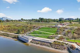 16473 Burkhardt Pl, Chesterfield, MO 63017 - Photo 55