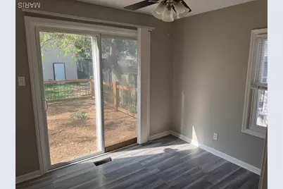 1105 Patterson Road, Florissant, MO 63031 - Photo 5