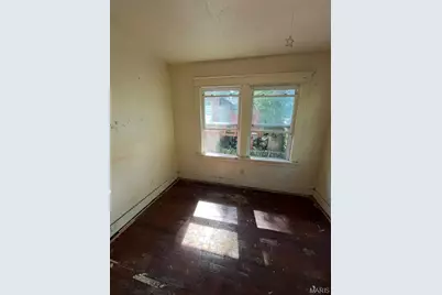 141 S Barat Avenue, Saint Louis, MO 63135 - Photo 5