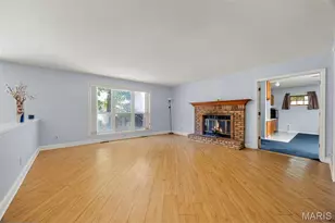 2701 Wellington Dr, Florissant, MO 63033 - Photo 13