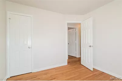 1224 Weleba Avenue, Saint Louis, MO 63121 - Photo 11
