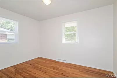 1376 Cove Lane, Saint Louis, MO 63138 - Photo 9