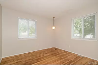 1215 Dawn Valley, Maryland Heights, MO 63043 - Photo 11