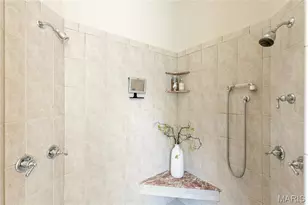 29 Muirfield Ln, Town and Country, MO 63141 - Photo 49