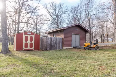 20448 Oakway Drive, Lebanon, MO 65536 - Photo 11