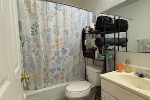 1418 Bremen Ave, Saint Louis, MO 63107 - Photo 5