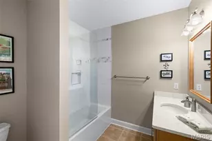 2211 S Grand Blvd, Saint Louis, MO 63104 - Photo 11