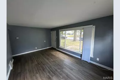 135 Anistasia Drive, Hazelwood, MO 63135 - Photo 3