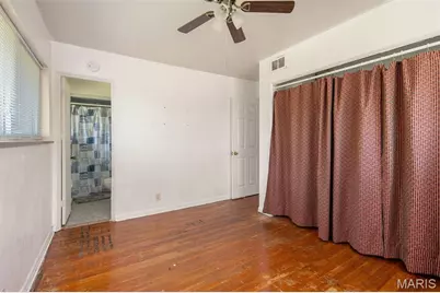 2035 Sun Valley Drive, Saint Louis, MO 63136 - Photo 9