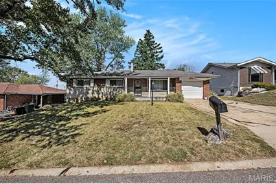 2035 Sun Valley Drive, Saint Louis, MO 63136 - Photo 1