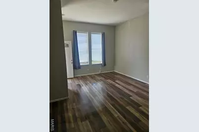 4512 N 19th Street, Saint Louis, MO 63107 - Photo 3