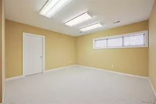 605 Spyglass Summit Dr, Chesterfield, MO 63017 - Photo 19