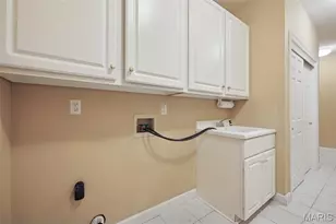 605 Spyglass Summit Dr, Chesterfield, MO 63017 - Photo 15