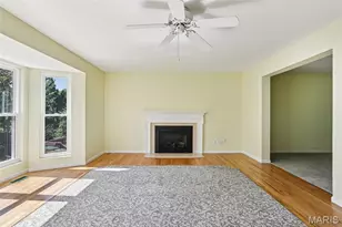 2940 Woodbridge Estates Dr, Saint Louis, MO 63129 - Photo 9