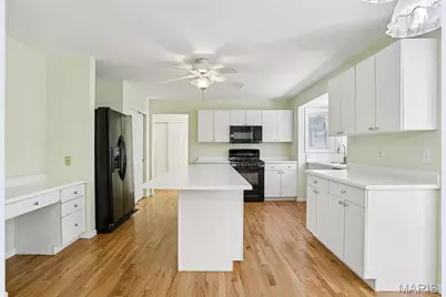 2940 Woodbridge Estates Drive, Saint Louis, MO 63129 - Photo 15