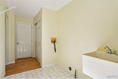 2940 Woodbridge Estates Drive, Saint Louis, MO 63129 - Photo 21