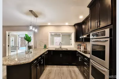 14327 Bramblewood Court, Chesterfield, MO 63017 - Photo 11