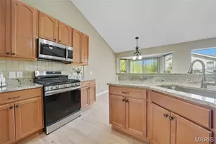 4201 Broken Rock Dr, Wentzville, MO 63385 - Photo 13