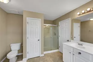 276 Greenshire Ln, Dardenne Prairie, MO 63368 - Photo 9