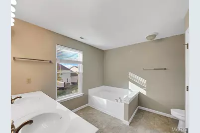 276 Greenshire Lane, Dardenne Prairie, MO 63368 - Photo 17