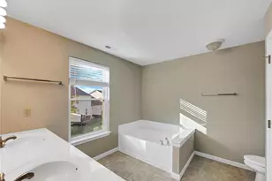 276 Greenshire Ln, Dardenne Prairie, MO 63368 - Photo 17