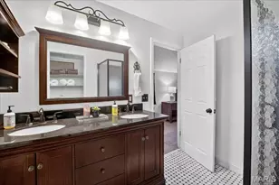 558 S Geyer Rd, Kirkwood, MO 63122 - Photo 15