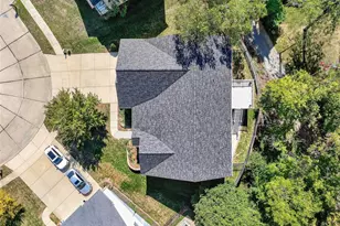 121 Kendl Ct, Florissant, MO 63031 - Photo 3