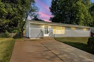 9207 Bataan Dr, Woodson Terrace, MO 63134 - Photo 1